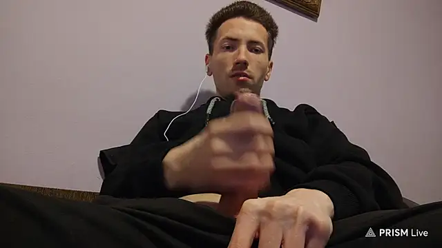 Snapshot of _Hocthus_ chatting on 01.27.25 Hocthus online show from 01.27.25