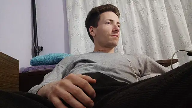 Snapshot of _Hocthus_ chatting on 02.16.25 Hocthus online show from 02.16.25