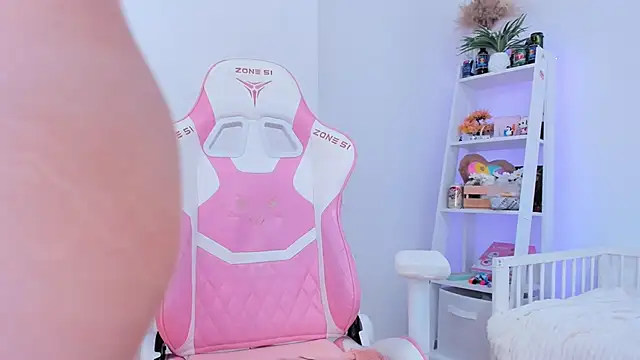 Lily Young online show from 03.22.25