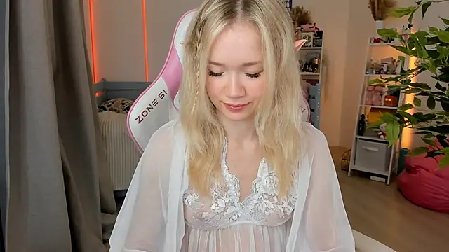 Lily Young online show from 10.22.25