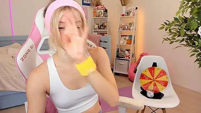 Lily Young online show from 10.29.25