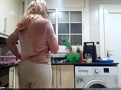 Dakota Blonde08 online show from 11.02.25