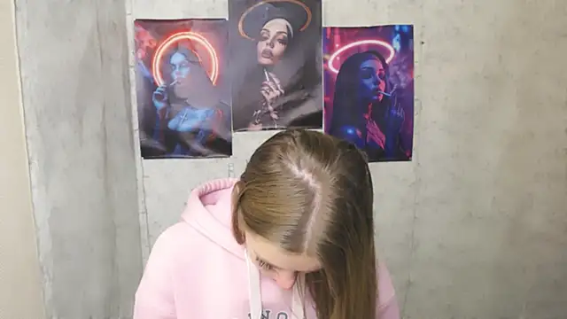 AliceFlirtt  online show from 11.11.25