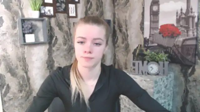 AliceFlirtt  online show from 12.05.25