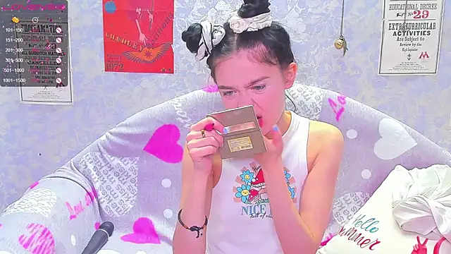 Vanessa Florence online show from 12.09.24