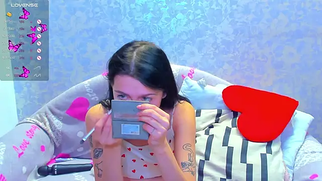 Vanessa Florence online show from 09.28.25