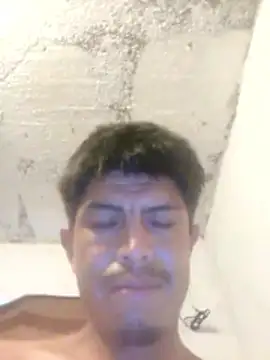 Tueternoenamorado online show from 04.23.26