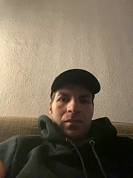 Snapshot of Ricoleckt chatting on 01.26.25 Ricoleckt online show from 01.26.25