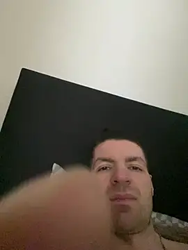 Snapshot of Ricoleckt chatting on 02.20.25 Ricoleckt online show from 02.20.25