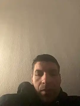 Snapshot of Ricoleckt chatting on 02.26.25 Ricoleckt online show from 02.26.25