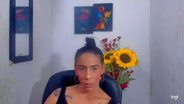 Snapshot of juanblakbigcock chatting on 09.23.25 juanblakbigcock online show from 09.23.25