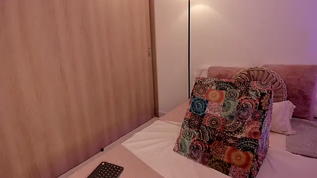 Snapshot of Lady_lacey05 chatting on 11.12.25 Lady lacey05 online show from 11.12.25