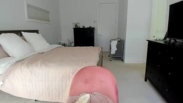 Kymmmy online show from 01.25.25