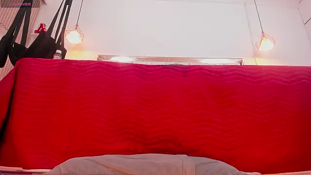 PittAndLunaa online show from 01.19.25