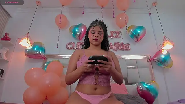 PittAndLunaa online show from 01.25.25