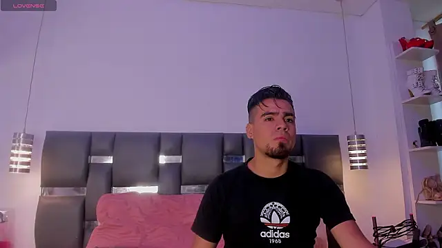 PittAndLunaa online show from 02.19.26