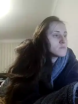Snapshot of emeli_moon chatting on 02.02.25 emeli moon online show from 02.02.25