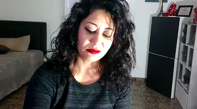 danasantoreal online show from 12.18.24