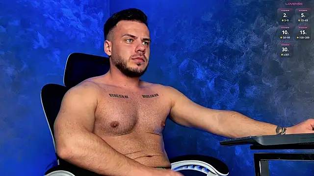 Snapshot of juliusmasters chatting on 03.01.26 juliusmasters online show from 03.01.26