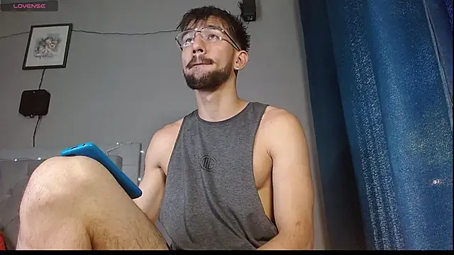 Snapshot of Mr_WhiteCock chatting on 03.16.25 Mr WhiteCock online show from 03.16.25