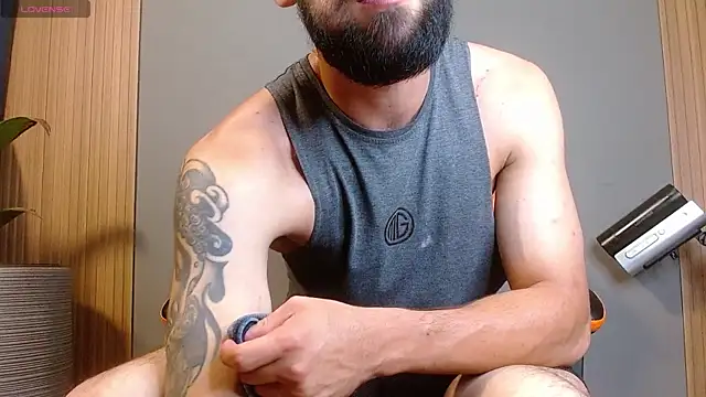 Snapshot of Mr_WhiteCock chatting on 09.24.25 Mr WhiteCock online show from 09.24.25