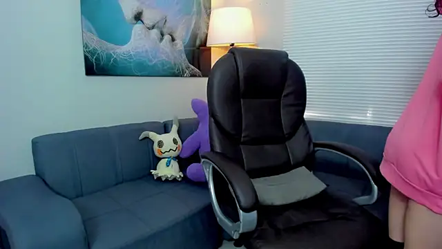 Angel Dust18 online show from 09.16.25