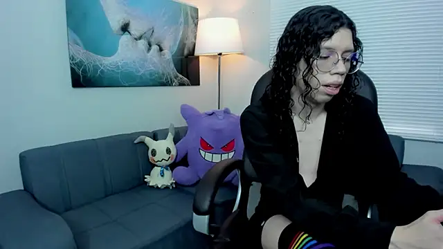 Angel Dust18 online show from 09.19.25