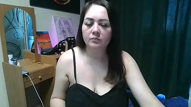 JuliaMorganss online show from 06.19.26