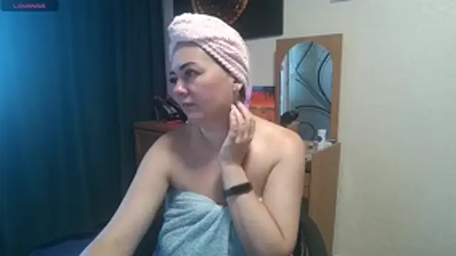 JuliaMorganss online show from 07.12.26