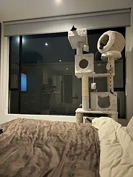 Rae Lil White online show from 11.06.25