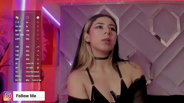 Sara Foxx1 online show from 11.19.25