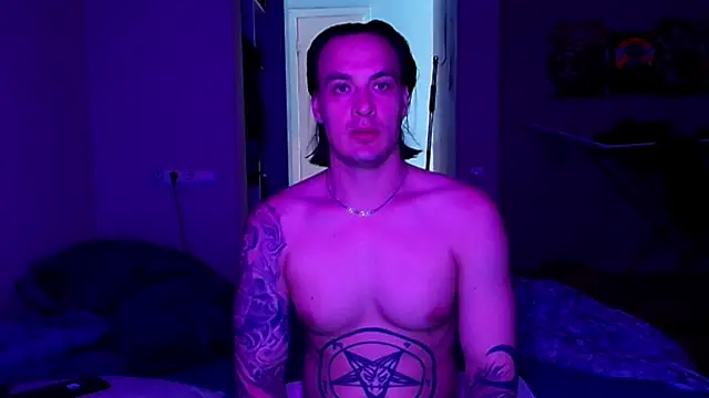 Snapshot of baphomet_from_ice chatting on 07.12.26 baphomet from ice online show from 07.12.26