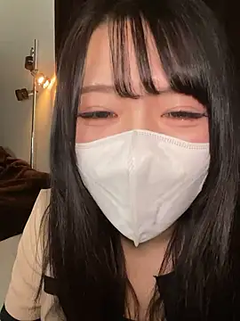 Snapshot of hina_porn chatting on 09.21.25 hina porn online show from 09.21.25