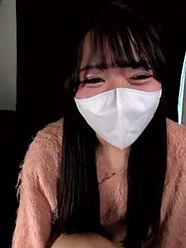 Snapshot of hina_porn chatting on 10.31.25 hina porn online show from 10.31.25