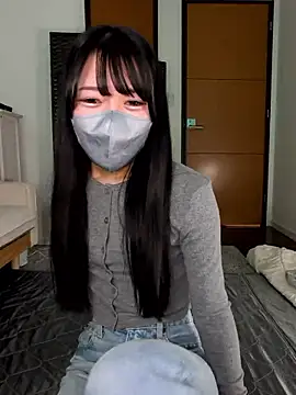 Snapshot of hina_porn chatting on 12.01.25 hina porn online show from 12.01.25