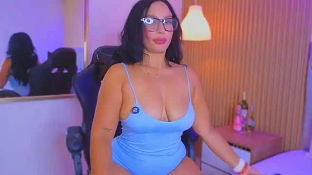 Dakota diaz  online show from 03.26.26