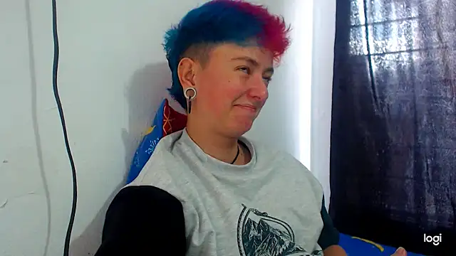 Snapshot of tomboyblue chatting on 12.15.24 tomboyblue online show from 12.15.24