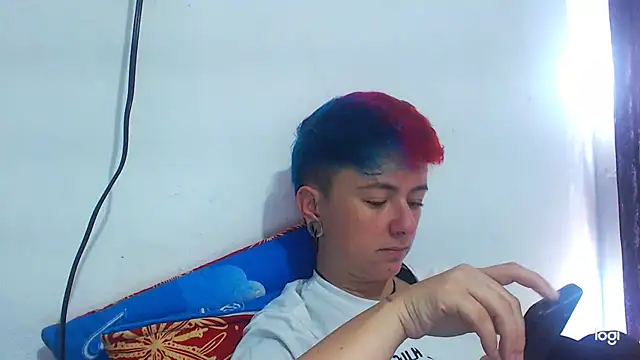 Snapshot of tomboyblue chatting on 12.18.24 tomboyblue online show from 12.18.24