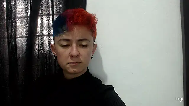 Snapshot of tomboyblue chatting on 12.27.24 tomboyblue online show from 12.27.24