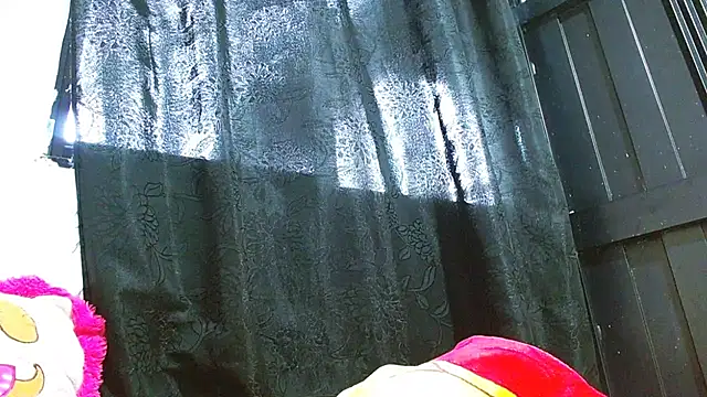 tomboyblue online show from 04.15.26