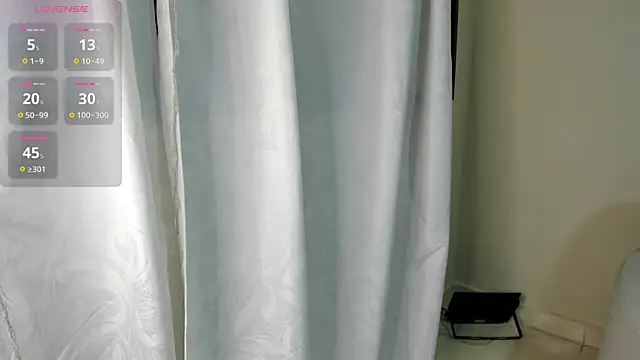 Snapshot of dahian_carter chatting on 07.16.26 dahian carter online show from 07.16.26