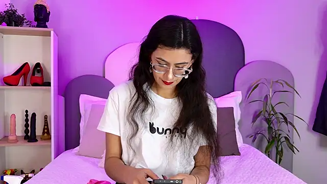 SophieGomez22 online show from 05.20.26