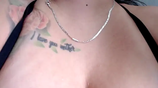 Snapshot of SOPHIA_SQUIRTPUSSY chatting on 07.04.26 SOPHIA SQUIRTPUSSY online show from 07.04.26
