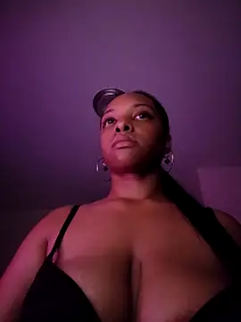 cnc cutiexx online show from 04.12.26