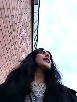 Mazikeen-- online show from 11.12.25