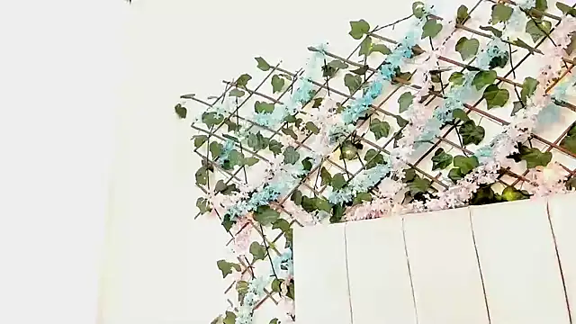 LexiiBloom online show from 09.27.25