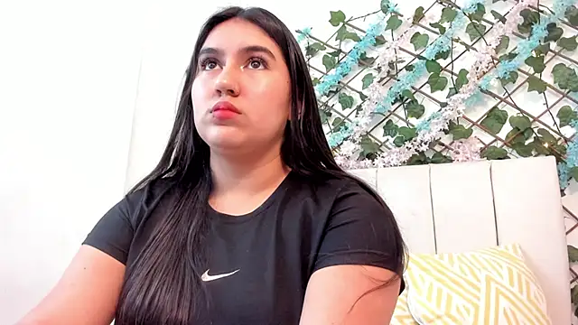 LexiiBloom online show from 10.08.25