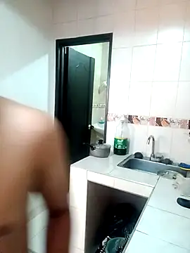 Snapshot of bonehur chatting on 03.12.25 bonehur online show from 03.12.25