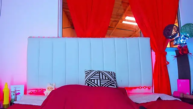 caro lyne  online show from 11.28.25