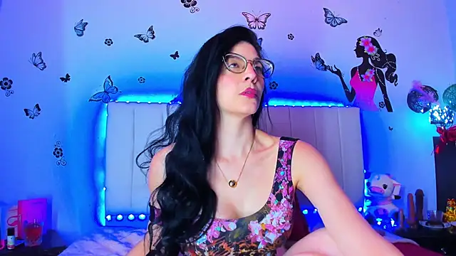 caro lyne  online show from 02.17.26